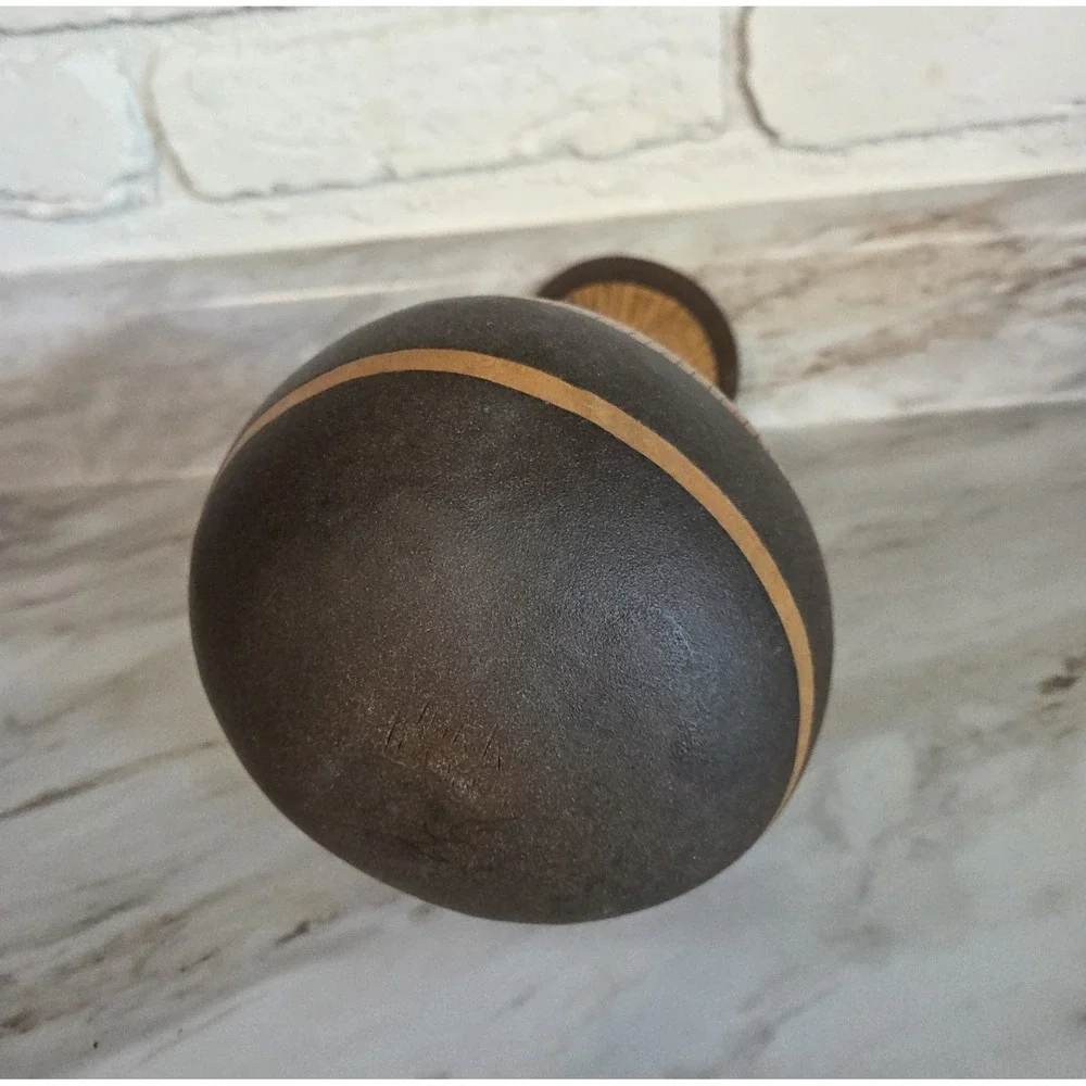 Pot Belly‎ Bulbous Vase Turned Wood Wooden Balsa? Vintage Signed Handmade 8.25